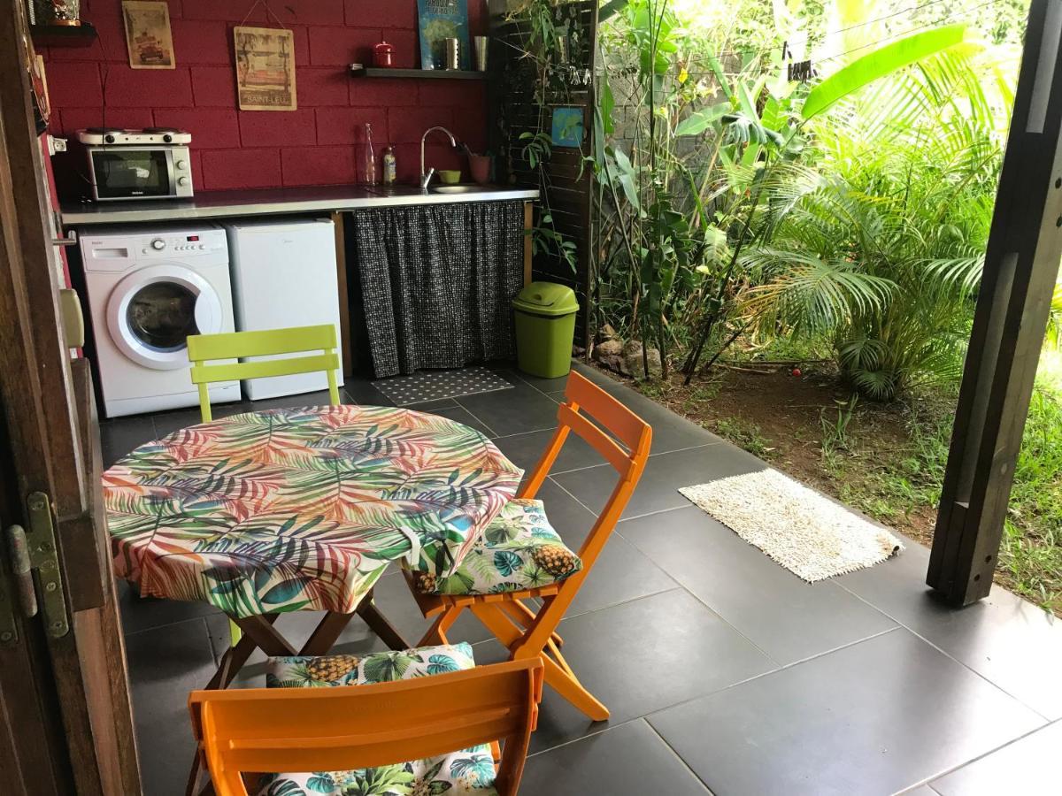 un bungalow au paradis Saint Pierre Extérieur photo