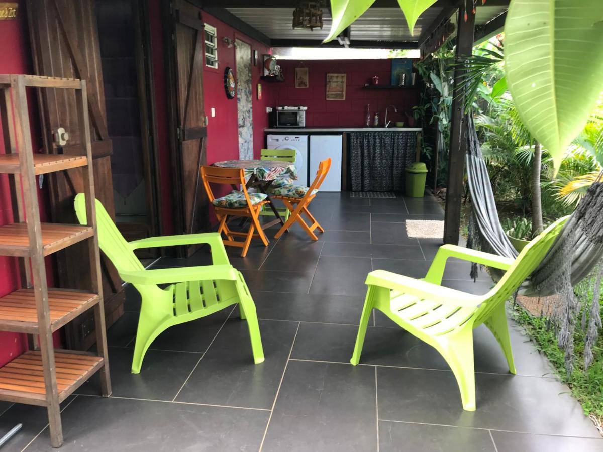 un bungalow au paradis Saint Pierre Extérieur photo